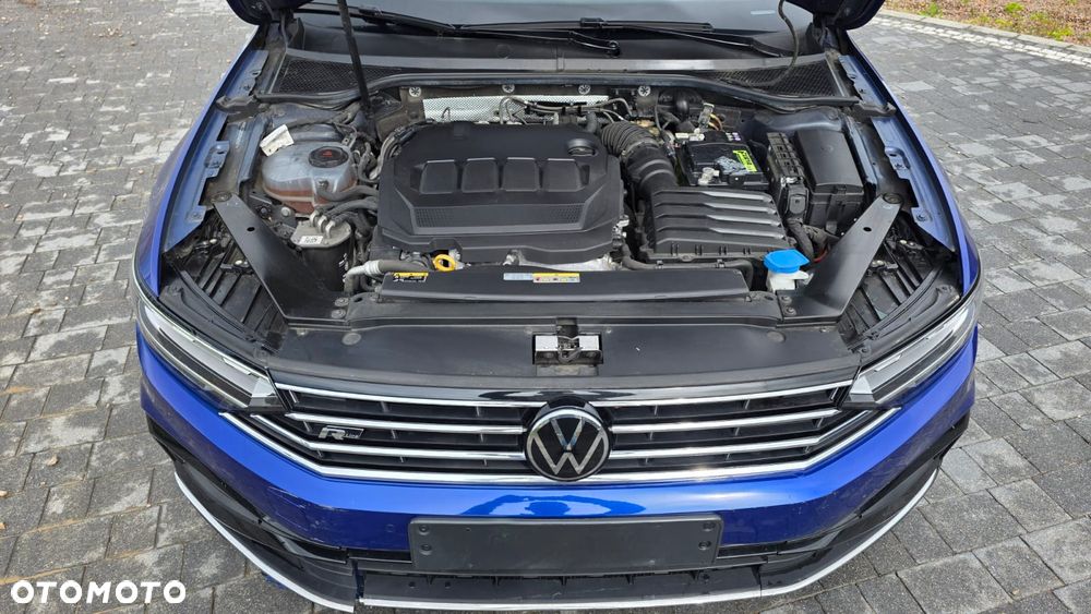 Volkswagen Passat Variant 2.0 TDI SCR DSG R-Line - 7