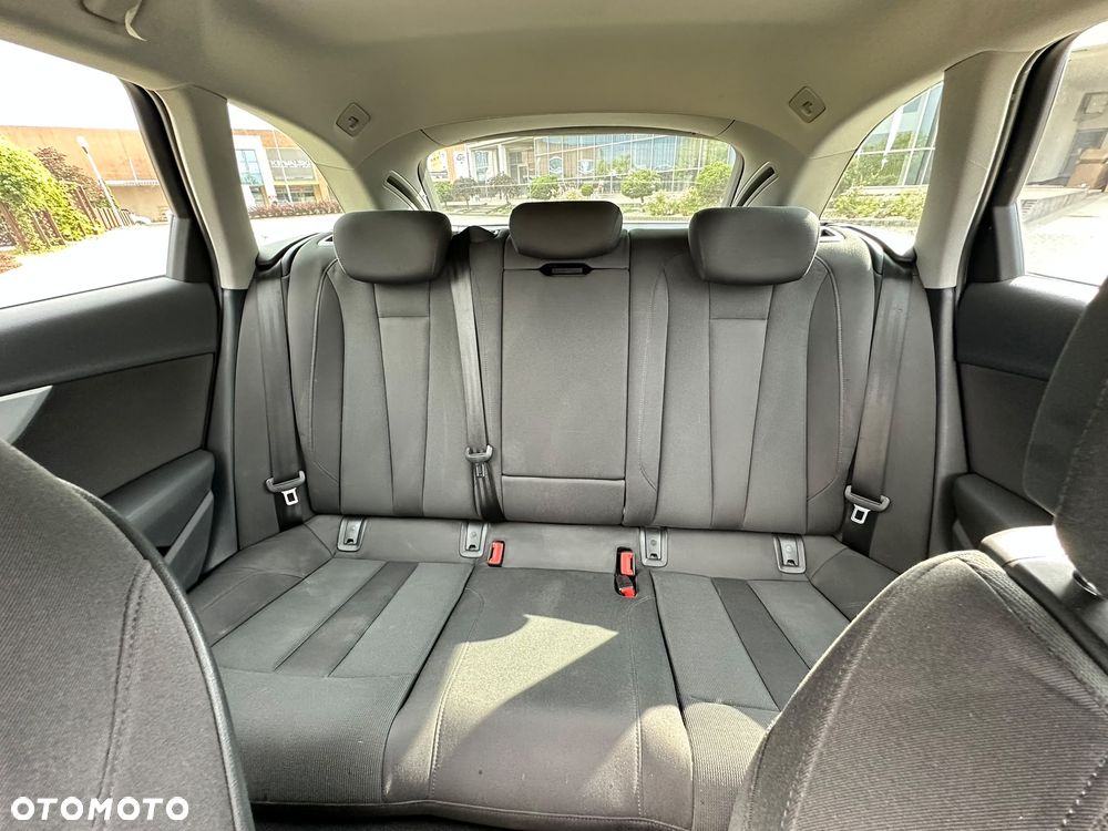 Audi A4 Avant 40 TDI quattro S tronic S line - 20