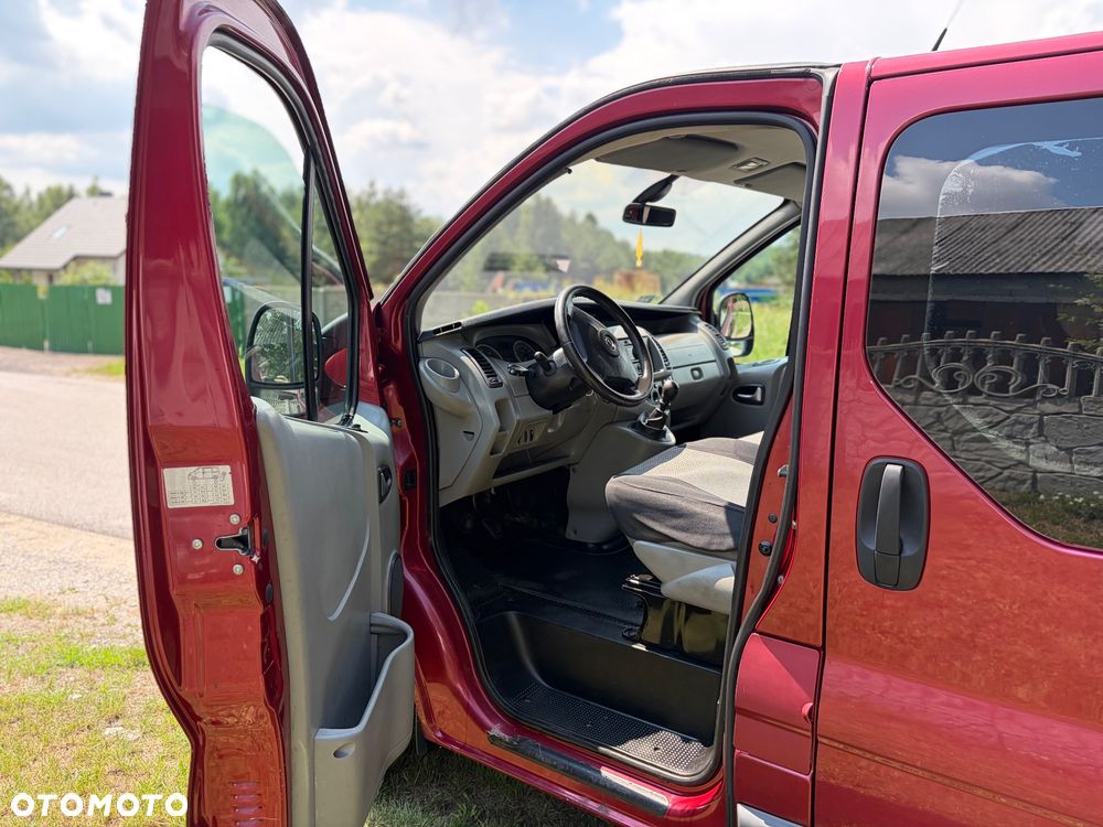 Opel Vivaro L2H1 2.9t - 8