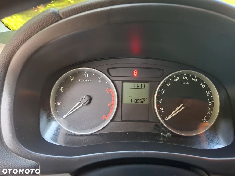 Skoda Roomster 1.6 16V - 18