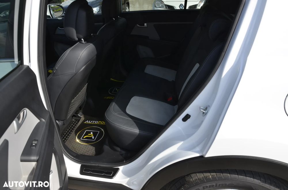 Kia Sportage - 32