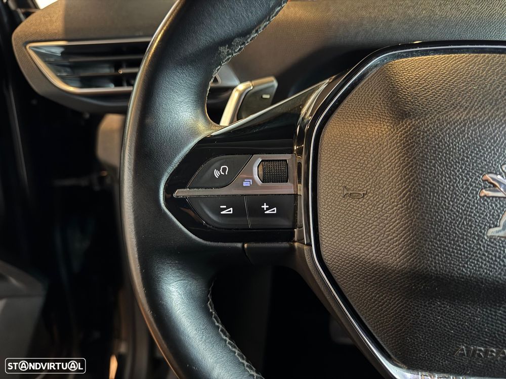 Peugeot 5008 PureTech 130 EAT8 Stop & Start Allure Pack - 9