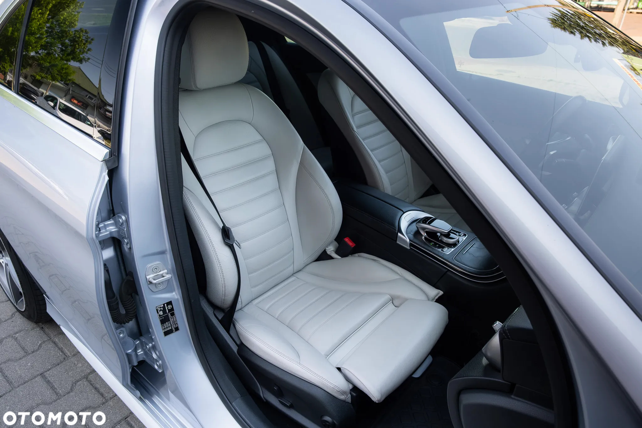 Mercedes-Benz Klasa C 250 (BlueTEC) d 4Matic T 7G-TRONIC AMG Line - 35