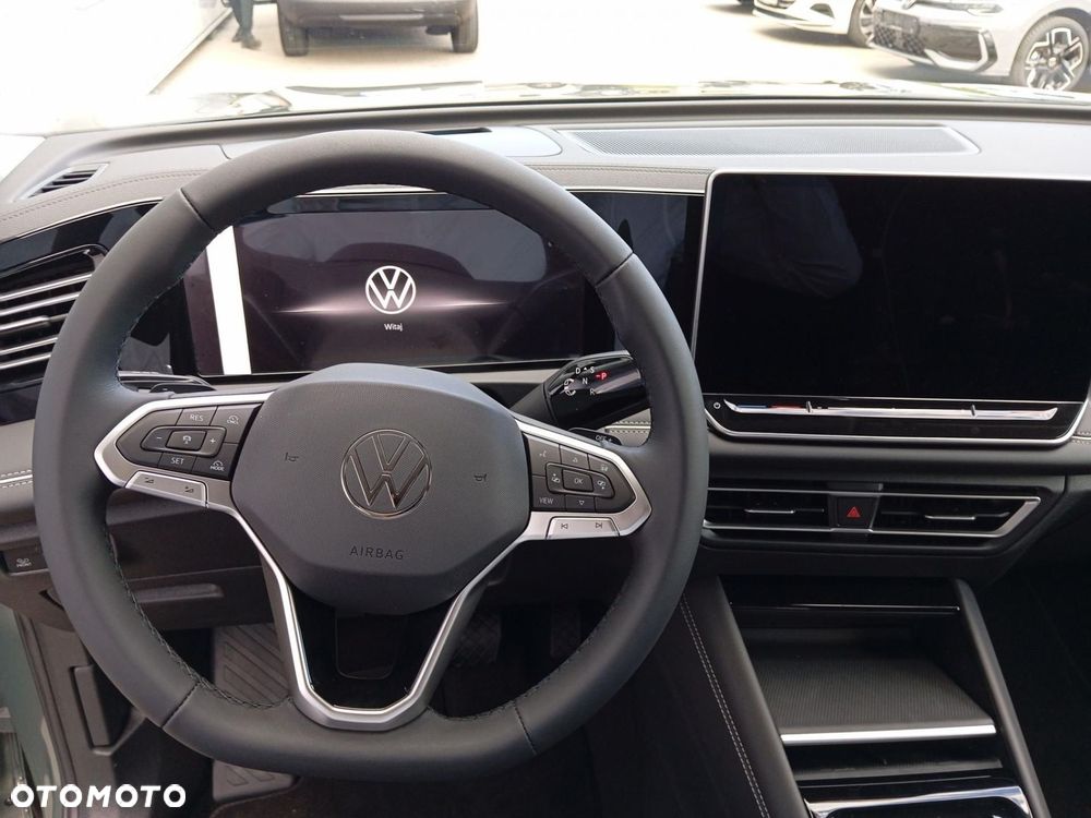 Volkswagen Tiguan - 27