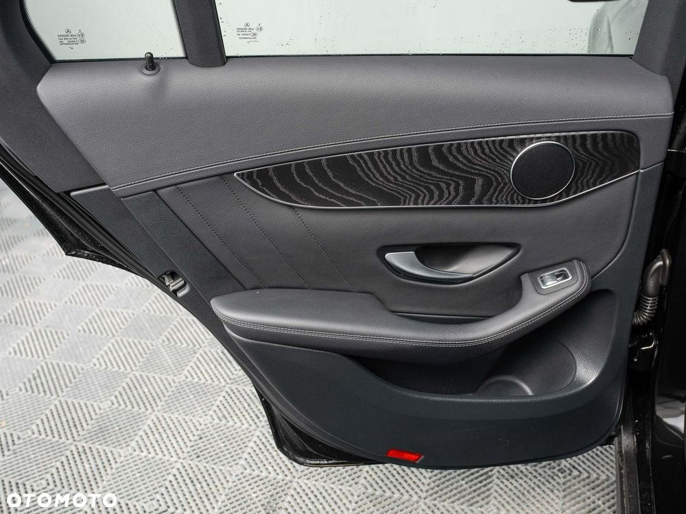 Mercedes-Benz GLC 200 d 4-Matic - 26