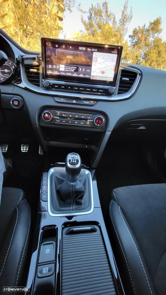 Kia ProCeed - 4