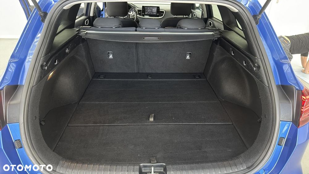 Kia Ceed 1.5 T-GDI M - 17