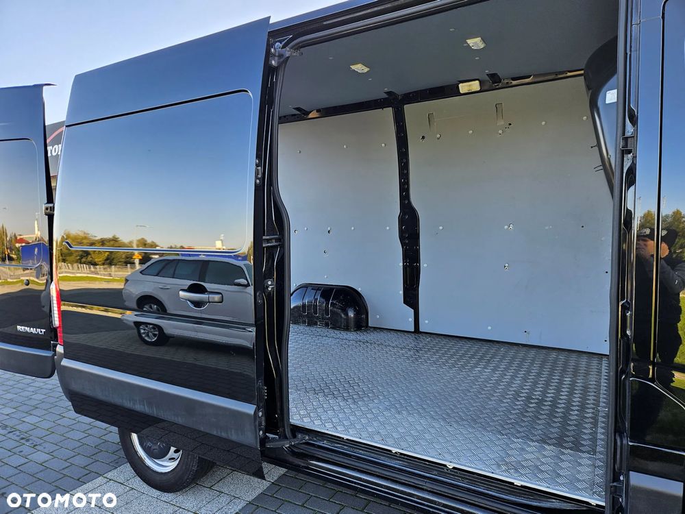 Renault Master L2H2 2.3dCi 130KM - 24