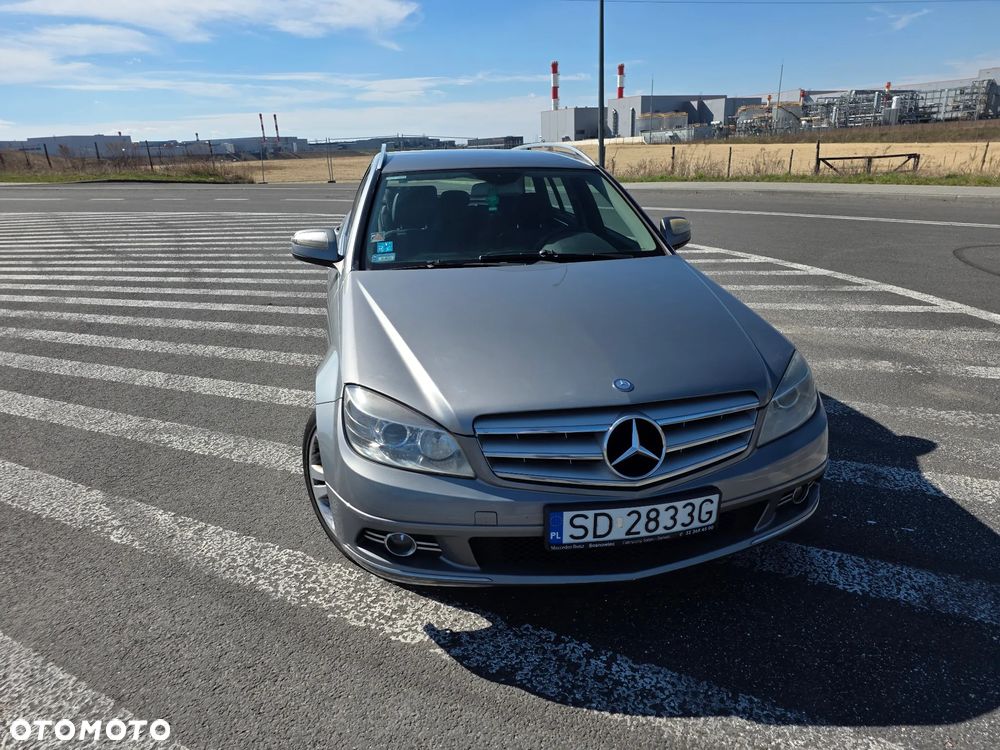 Mercedes-Benz Klasa C ver-220-cdi-avantgarde - 1