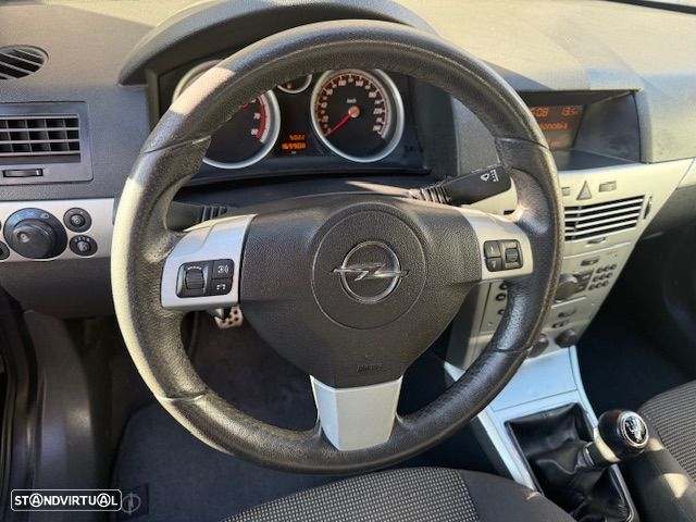 Opel Astra GTC 1.4 - 17