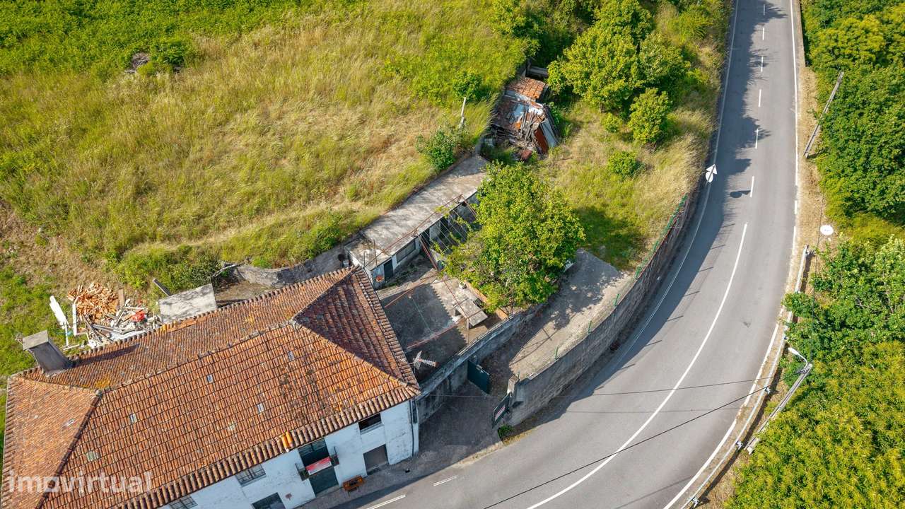 Moradia Rústica T4 - Ruivos, Ponte da Barca - Grande imagem: 3/34