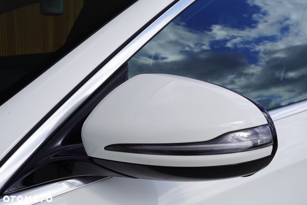 Mercedes-Benz Klasa E 220 d 9G-TRONIC - 10