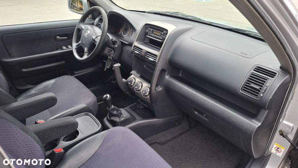 Honda CR-V 2.0i LS - 10