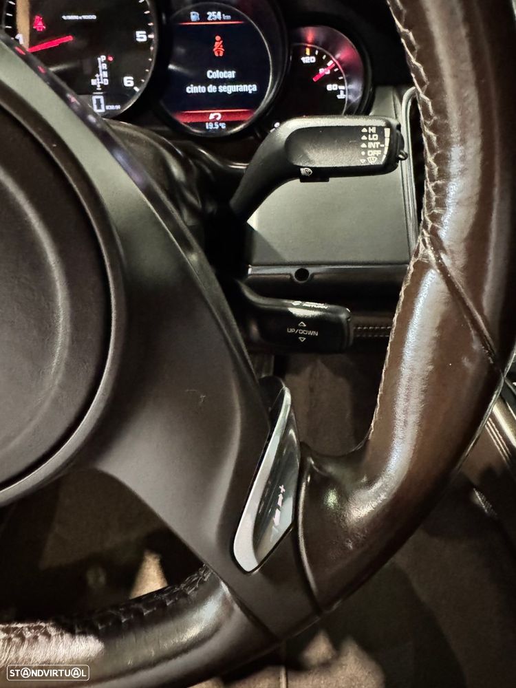 Porsche Panamera - 46