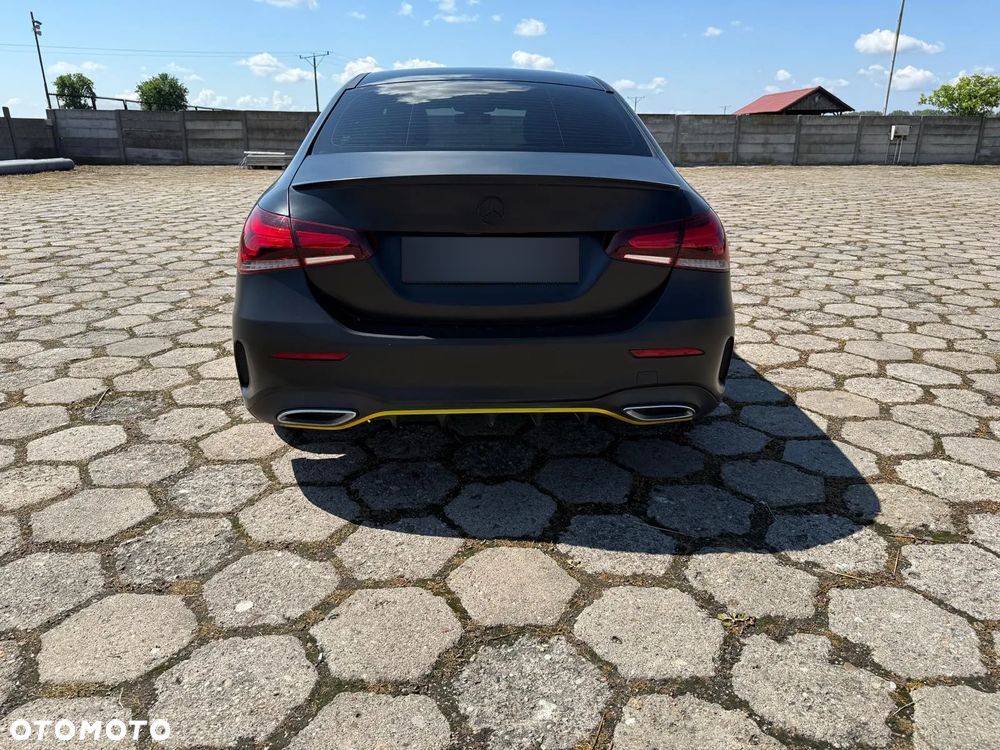 Mercedes-Benz Klasa A 220 4-Matic AMG Line 7G-DCT - 14