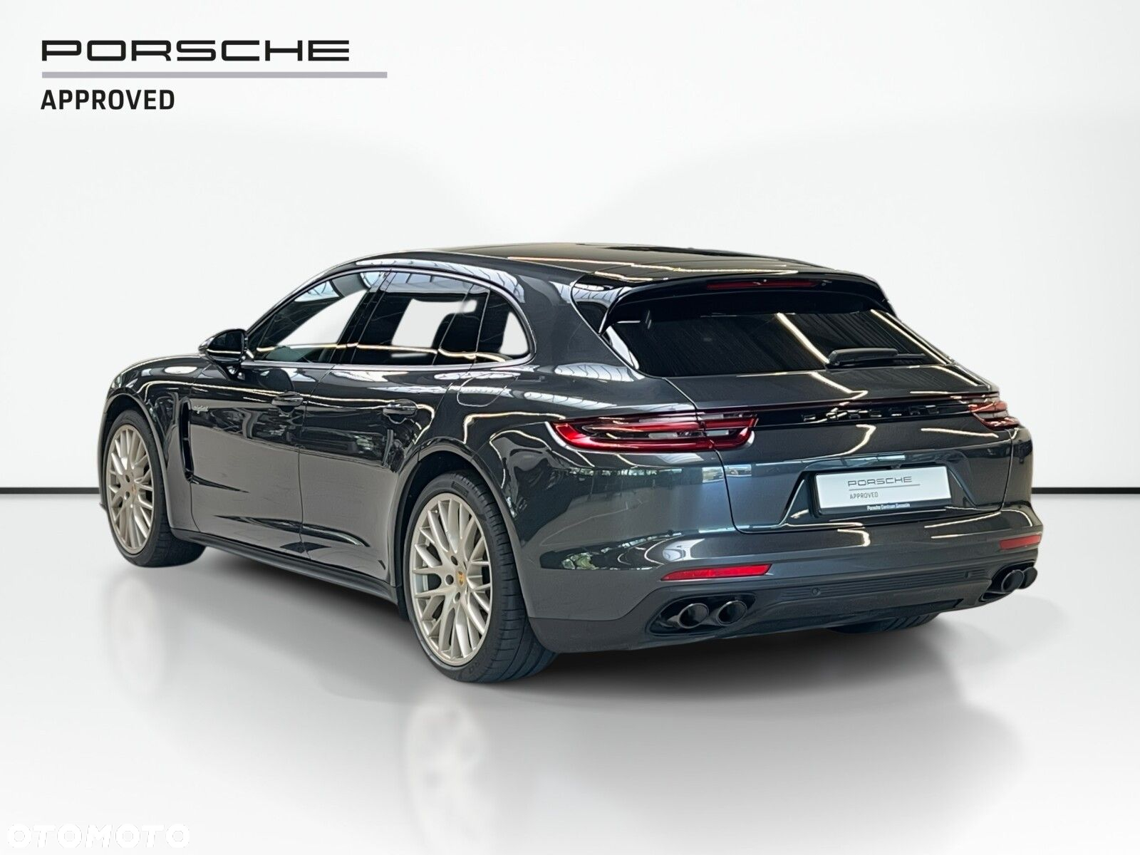 Porsche Panamera - 3