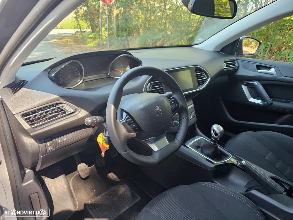 Peugeot 308 SW - 19