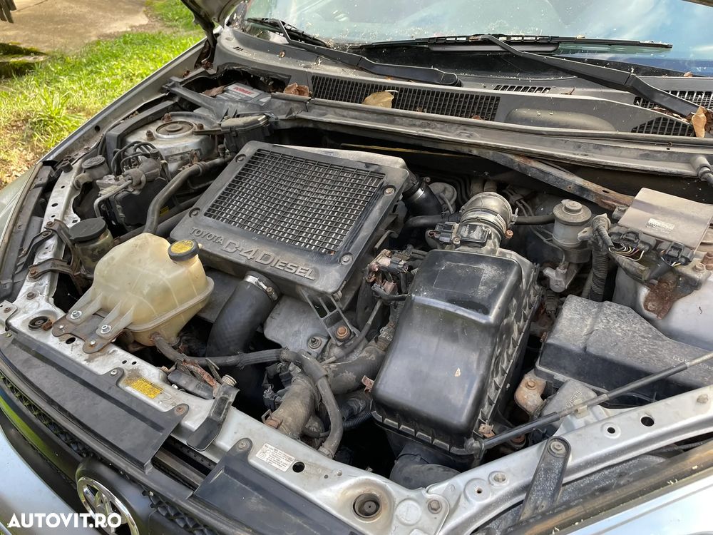 Toyota RAV4 D-4D 4x4 Executive - 13