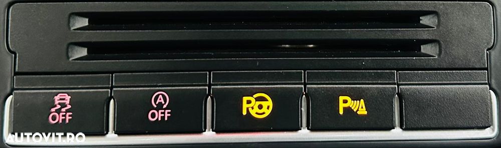 Volkswagen Tiguan 2.0 TDI DPF BlueMotion Technology Cup Sport & Style - 25