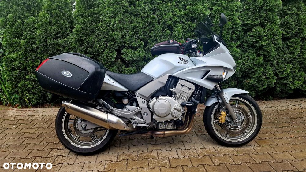 Honda CBF - 2