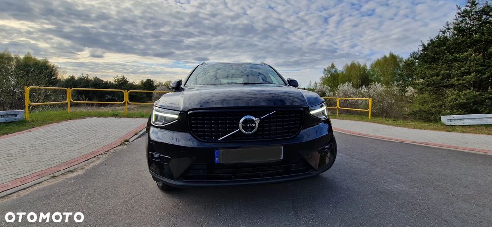 Volvo XC 40 B5 B AWD Ultimate Dark - 8