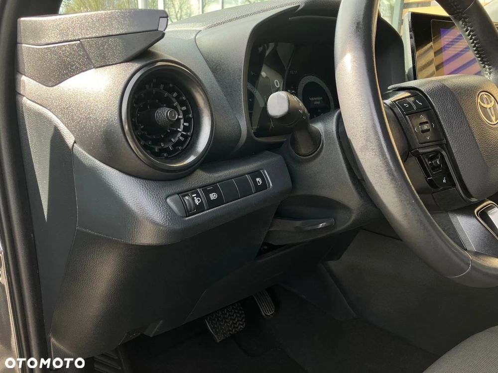 Toyota C-HR 1.8 Hybrid Comfort - 32