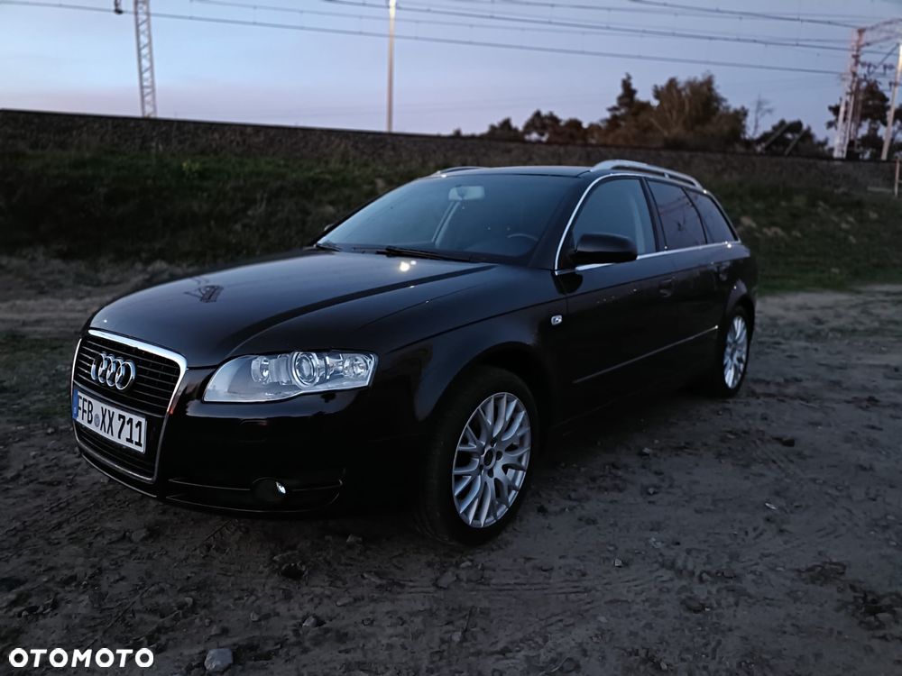 Audi A4 - 1