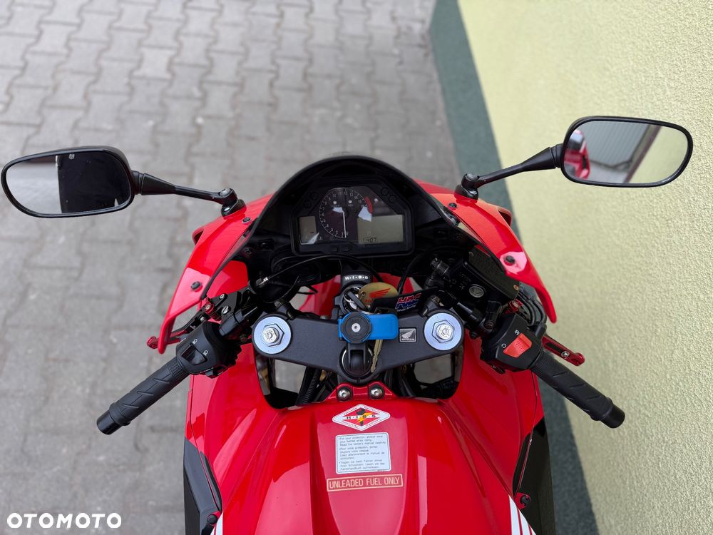 Honda CBR - 36
