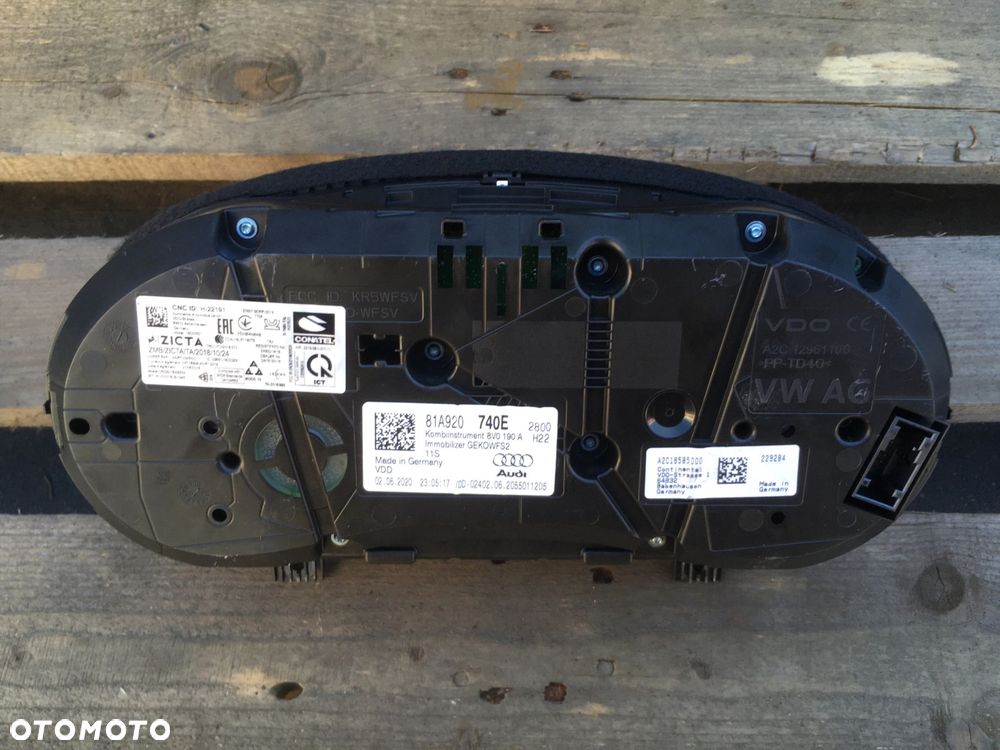 LICZNIK ZEGARY AUDI Q2 81A 81A920740E - 5