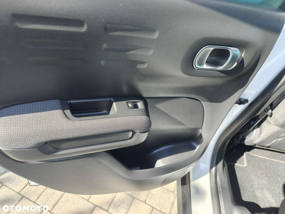 Citroën C3 Aircross BlueHDI 110 Stop & Start YOU - 16