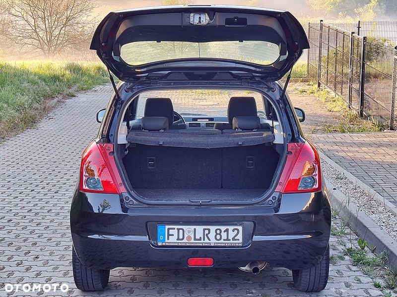 Suzuki Swift 1.3 Comfort - 32