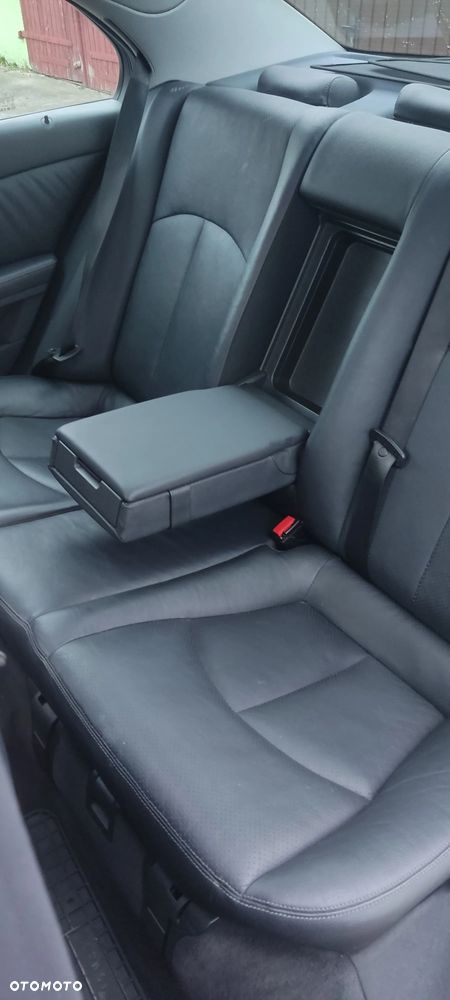 Mercedes-Benz Klasa E - 20