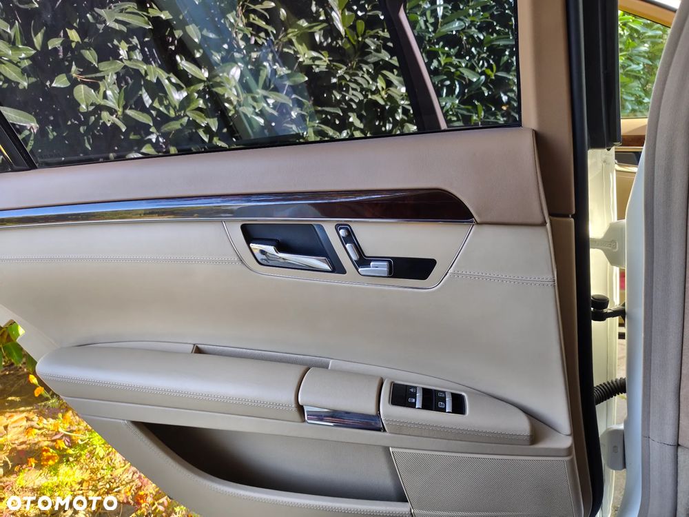 Mercedes-Benz Klasa S 320 CDI 4-Matic - 13
