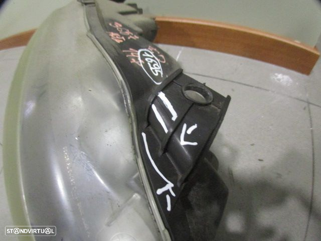 Farol Far1695 ALFA ROMEO 147 FASE 2 2005 1.6I TWINSPARK 120CV 5P CINZA DRT H7 + H1 VALEO Apoios Danificados - 2