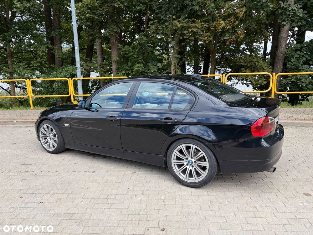 BMW Seria 3 320d - 5