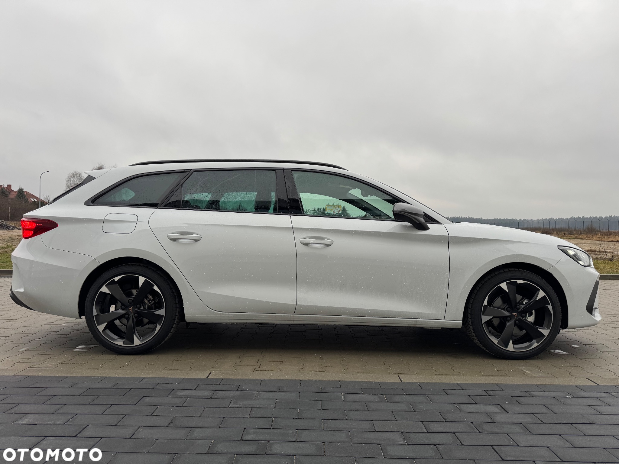 Cupra Leon Sportstourer - 3