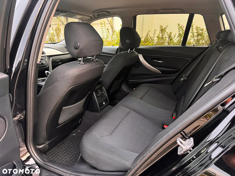 BMW Seria 3 - 13