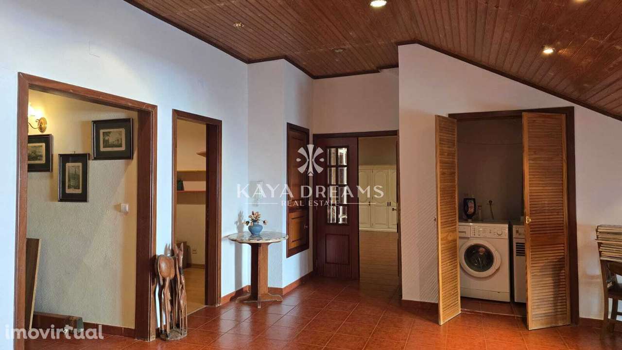 PRÉDIO COMPOSTO POR 4 PISOS EM EXCELENTE ESTADO, CAMARATE, LOURES - Grande imagem: 3/24