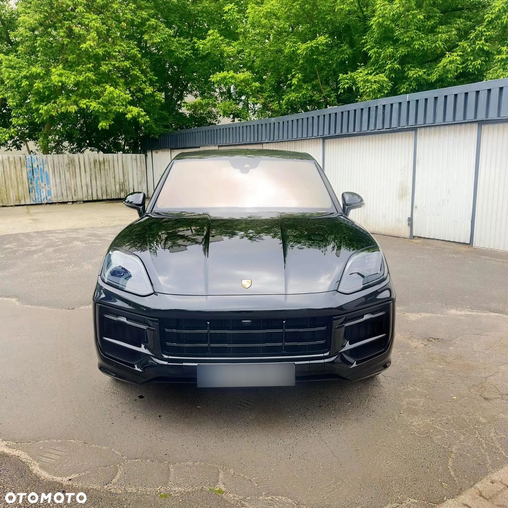 Porsche Cayenne - 2