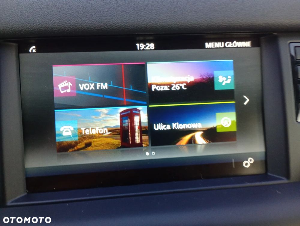 Land Rover Discovery Sport TD4 SkyView Edition - 29