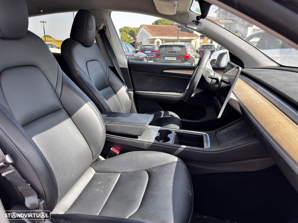 Tesla Model Y Long Range Tração Integral — fotografia 7