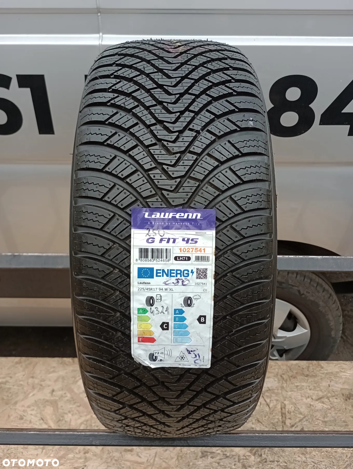 OPONA WIELOSEZONOWA 1x 225/45 R17 94W LAUFEN G FIT 4S - 2