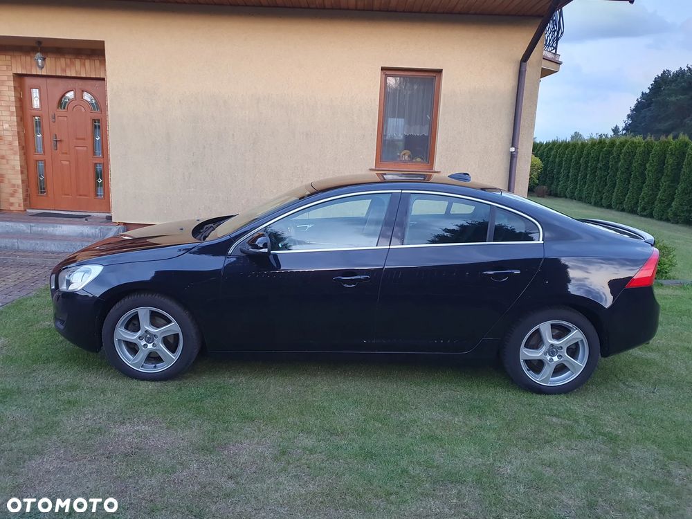 Volvo S60 D3 Momentum - 3