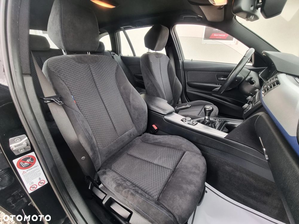 BMW Seria 3 318d M Sport EU6 - 12