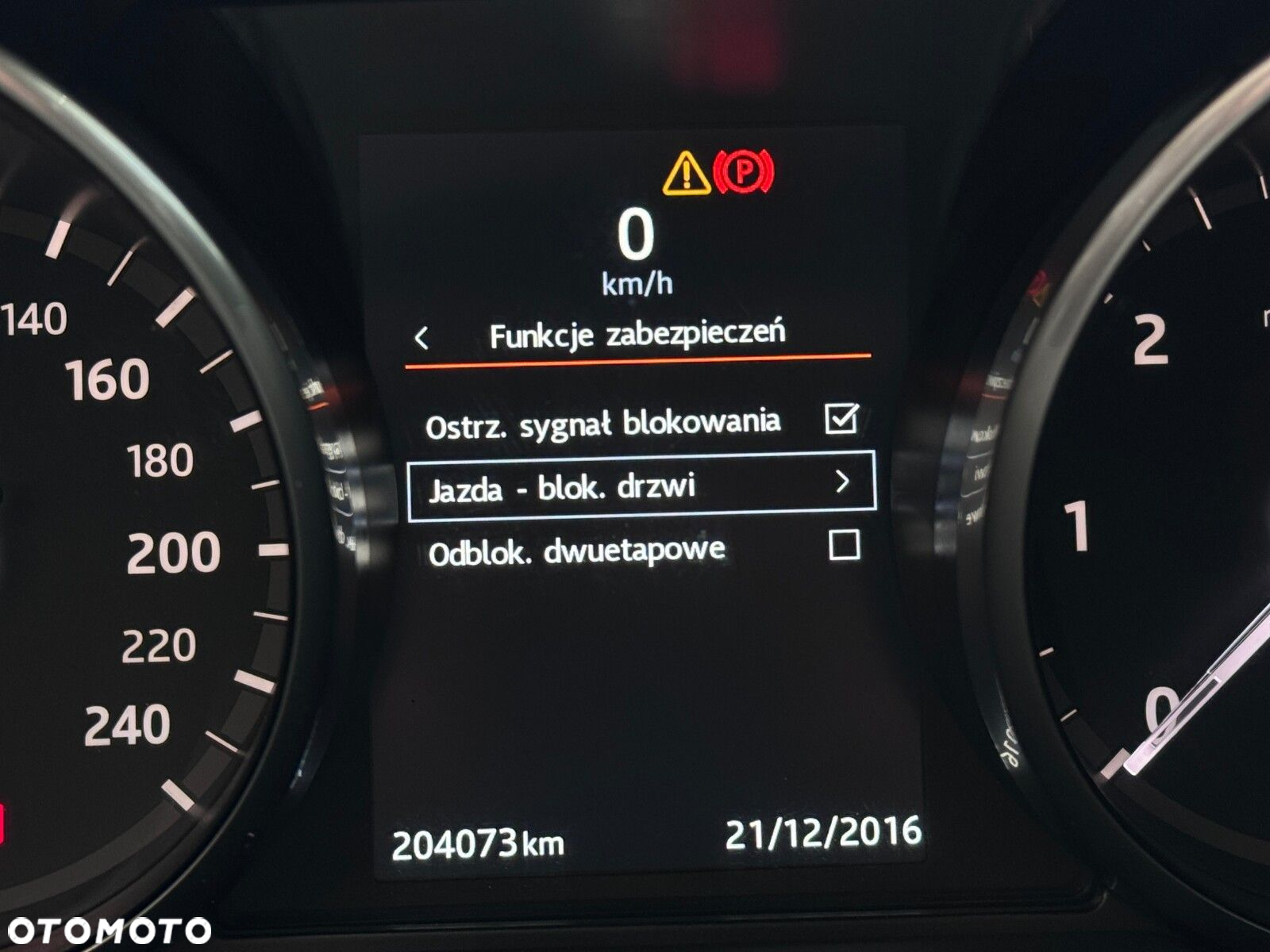 Land Rover Discovery Sport 2.0 TD4 SE - 24