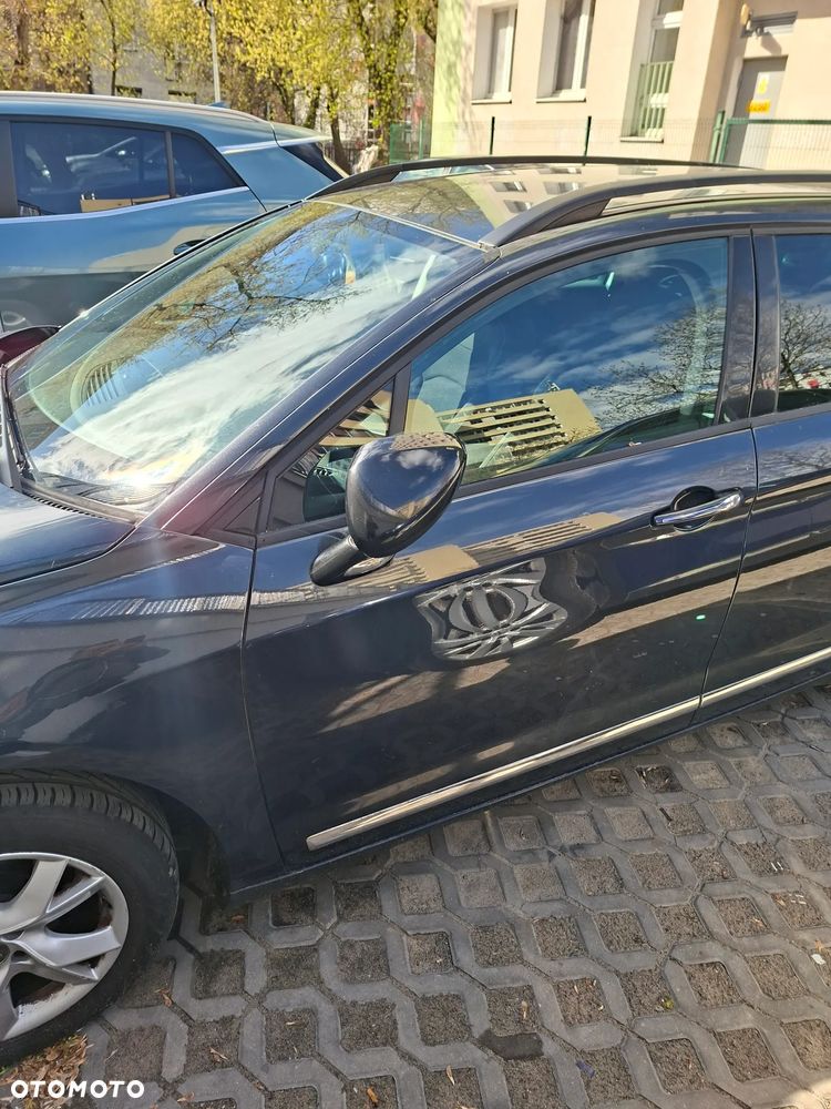 Citroën C5 1.6 HDi Attraction - 17