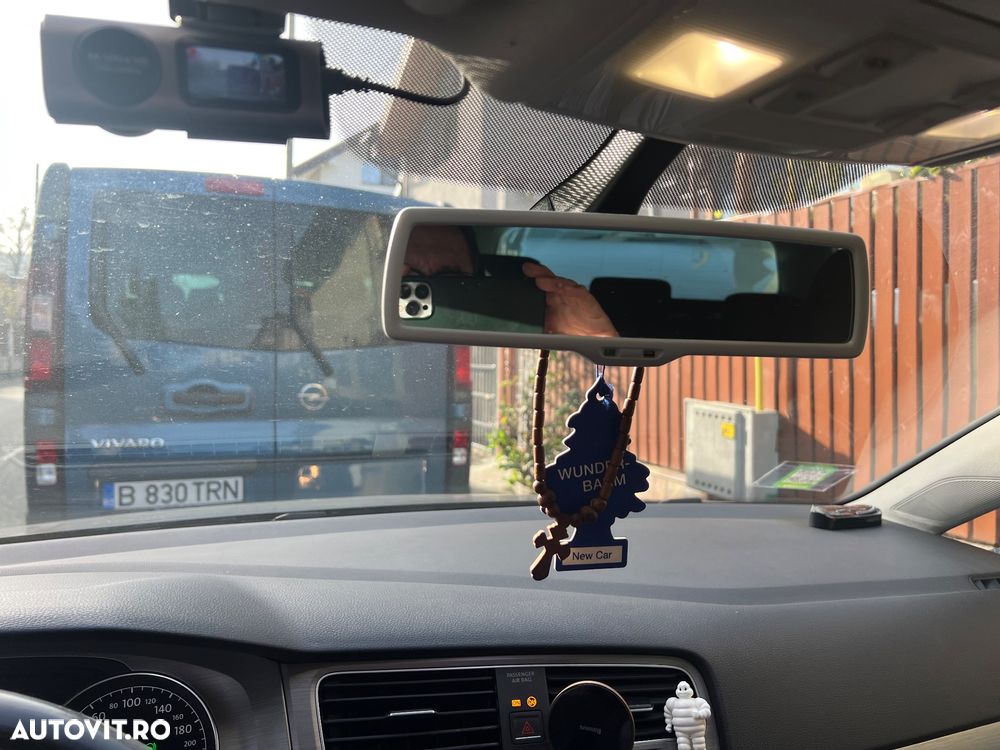 Volkswagen Golf Variant 1.6 TDI BlueMotion Technology DSG Lounge - 16