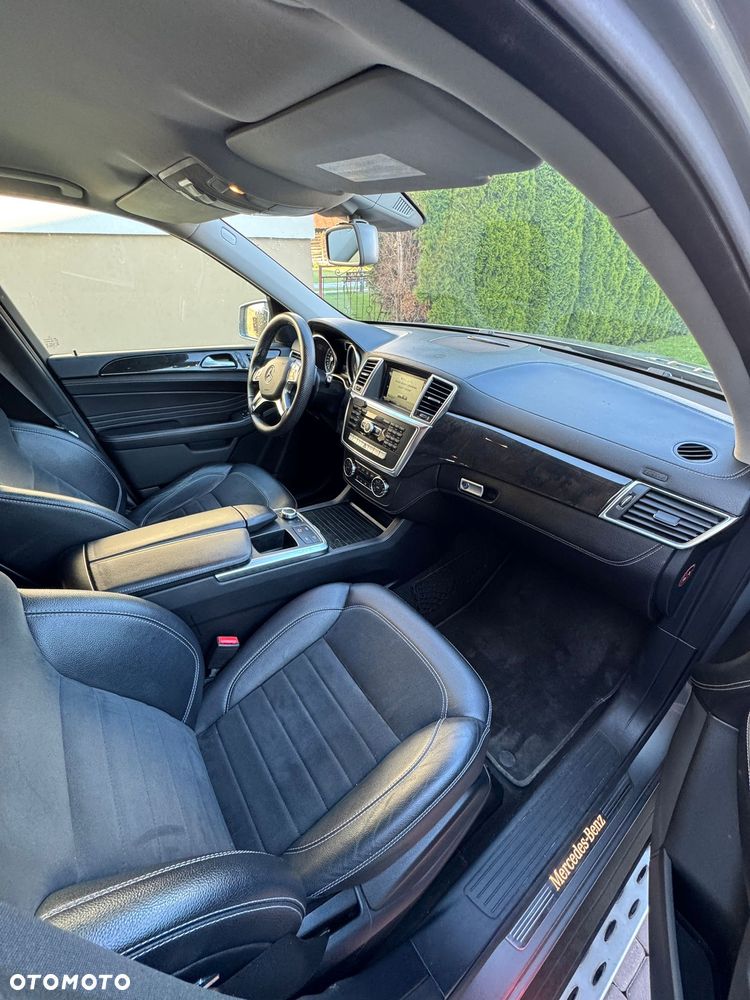 Mercedes-Benz ML 350 BlueTEC 4MATIC 7G-TRONIC Edition 1 - 8