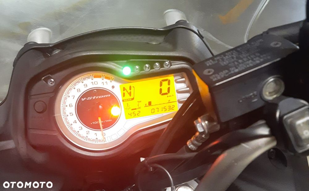 Suzuki DL - 12