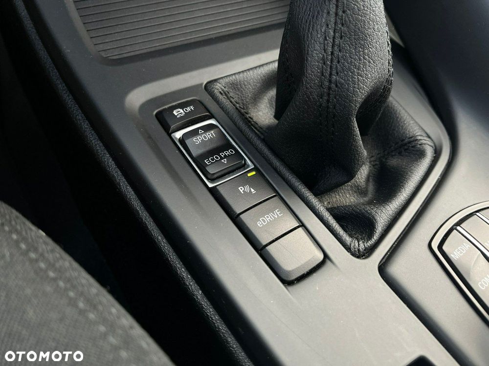 BMW X1 xDrive25e Advantage - 21